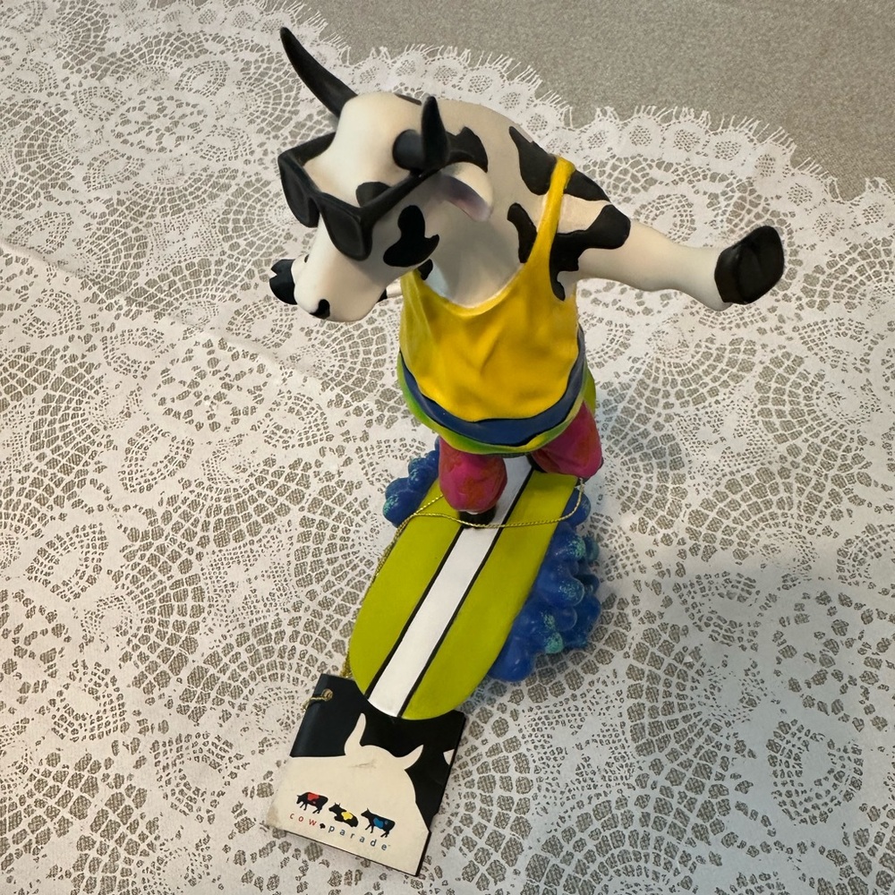 Cow Parade Cowabunga Cow NIB - Picture 2 of 6